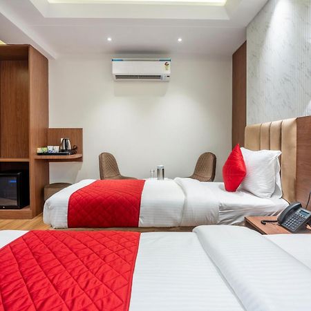 Hotel Avaas - Faiz Road Karol Bagh Delhi  Eksteriør billede