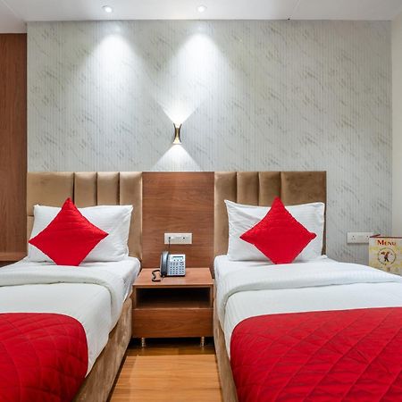 Hotel Avaas - Faiz Road Karol Bagh Delhi  Eksteriør billede