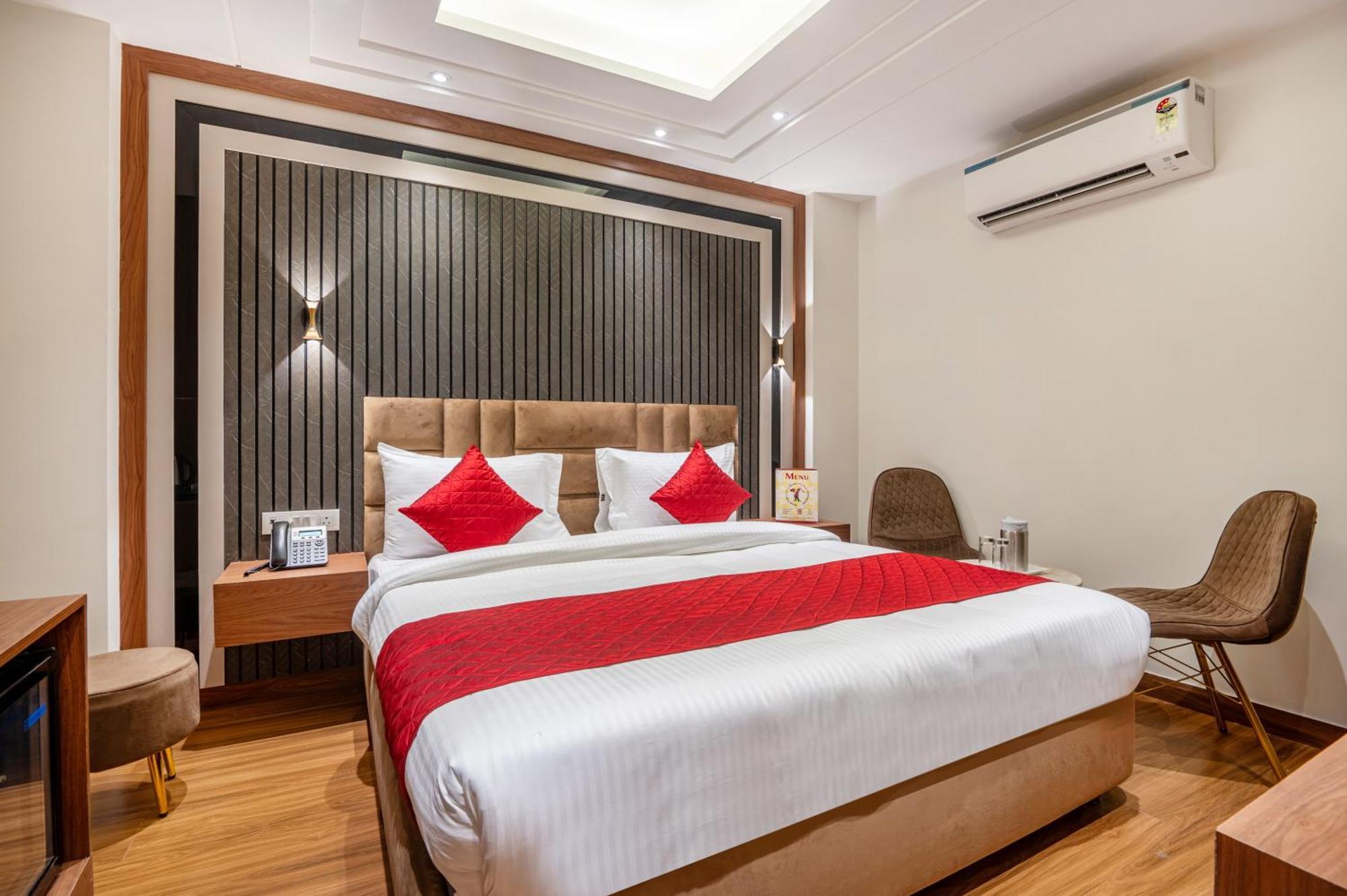 Hotel Avaas - Faiz Road Karol Bagh Delhi  Eksteriør billede